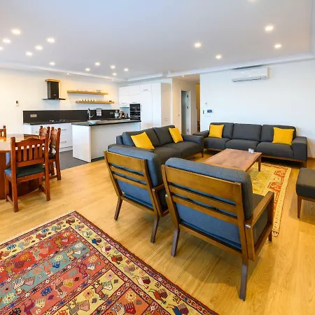 Luxury Beach House, Private Pool, Stunning Sunsets, Karpuz فيلة *