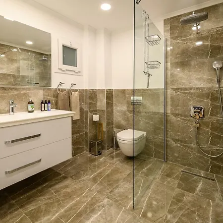 Villa Luxury Beach House, Private Pool, Stunning Sunsets, Karpuz *