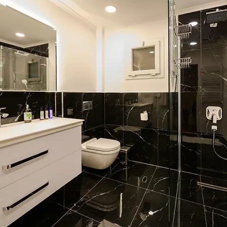 Luxury Beach House, Private Pool, Stunning Sunsets, Karpuz