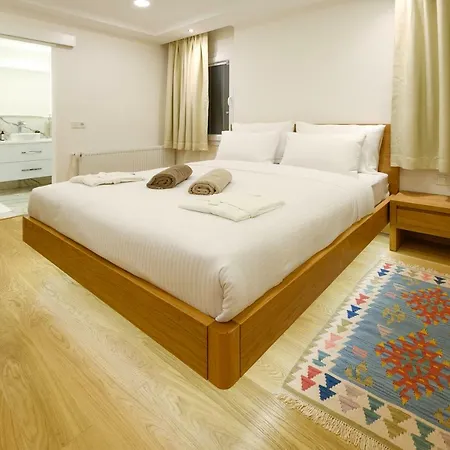 Luxury Beach House, Private Pool, Stunning Sunsets, Karpuz Villa *