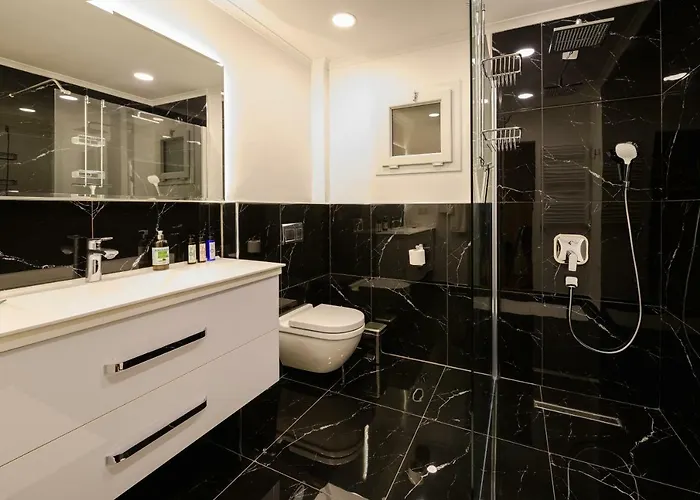 Luxury House, Private Pool, Stunning Sunsets, Karpuz